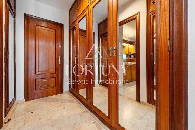 Foto 748f3d5d-abbe-4da9-beb4-2d12e65f6ac4. Xalet amb xemeneia calefacció aparcament piscina a Cambrils