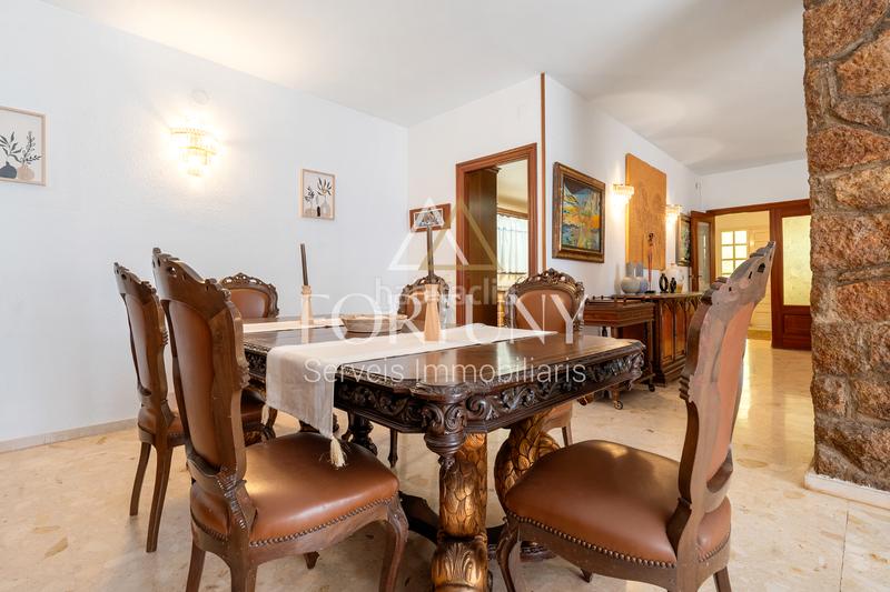 Foto 82936c25-ee48-4874-993a-6b1999f0c8b2. Xalet amb xemeneia calefacció aparcament piscina a Cambrils