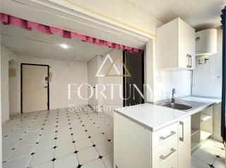 Appartement  Carrer d'osca. Apartamento en salou