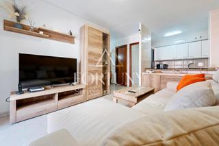 Appartement  Carrer d'amadeu vives 11. Acogedor piso en la pineda, vila-seca