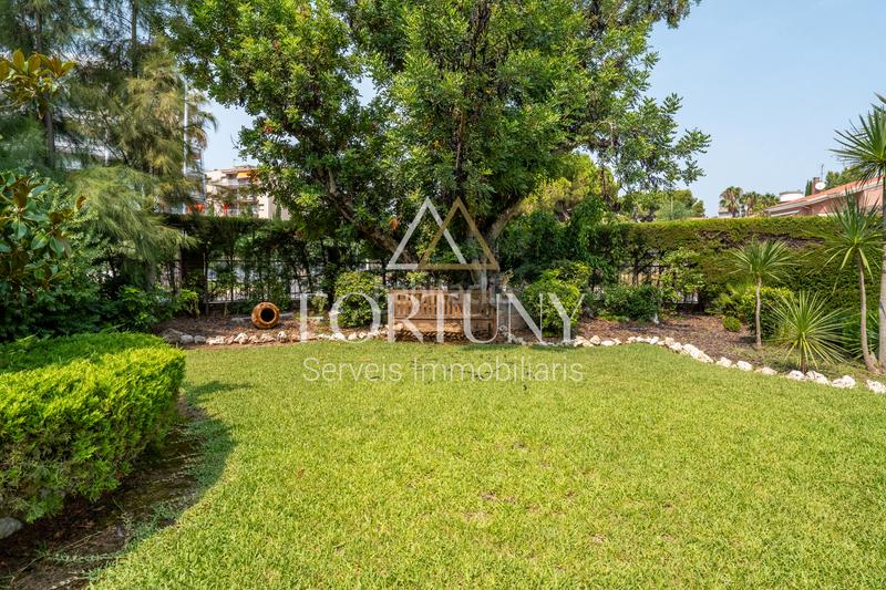 Foto 0d5a495d-a0d9-49db-9fd3-b477d1b0cc2d. Maison avec chauffage parking piscine dans Covamar Salou