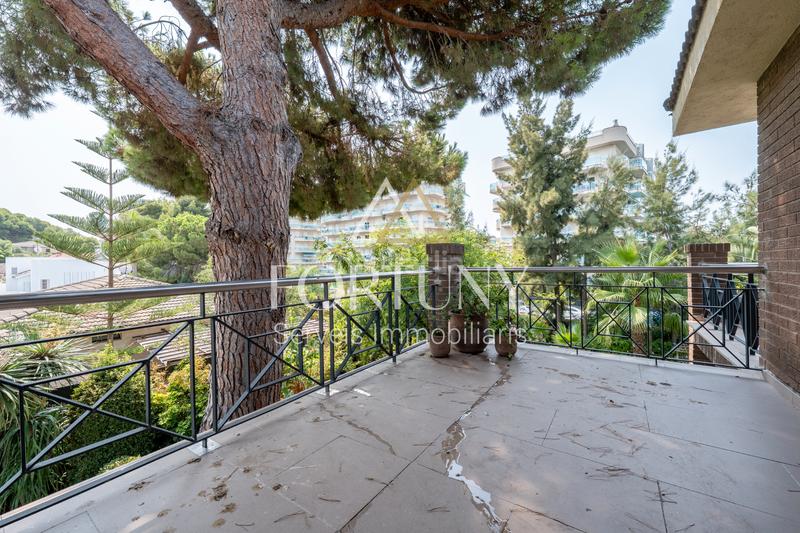 Foto 1be34373-57a9-40f0-a3ff-123116f1eb8a. Maison avec chauffage parking piscine dans Covamar Salou