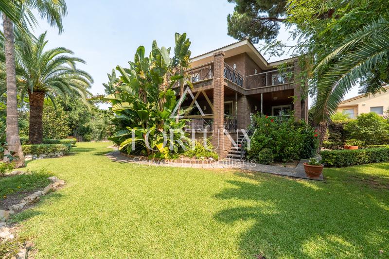 Foto 3fe8e2a7-0fc6-44c9-8d64-d586698f68fe. Maison avec chauffage parking piscine dans Covamar Salou