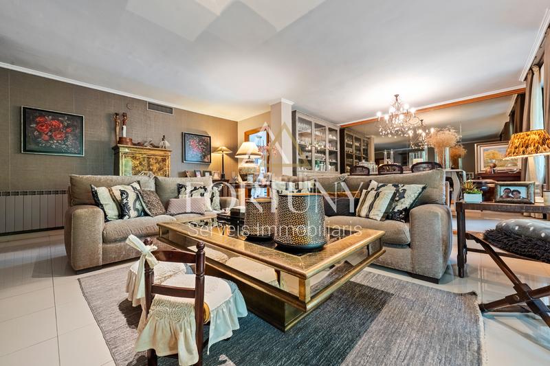 Foto 44371393-6452-4e07-ba8f-f1d1d4de1871. Maison avec chauffage parking piscine dans Covamar Salou