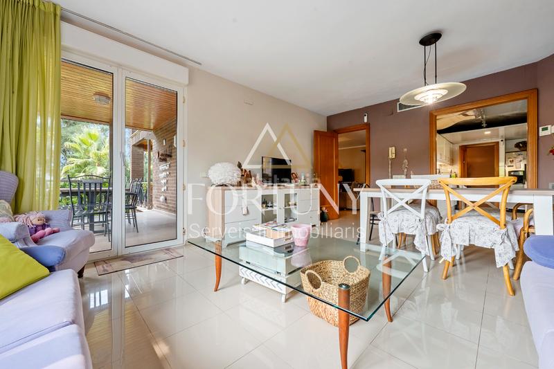 Foto bce56cea-b61f-4088-94f7-e71c6bea13d9. Maison avec chauffage parking piscine dans Covamar Salou