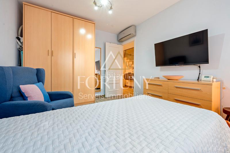 Foto 3d7c1ecc-1c84-450f-afc8-79ff93456d33. Casa adossada amb xemeneia calefacció aparcament a Cambrils