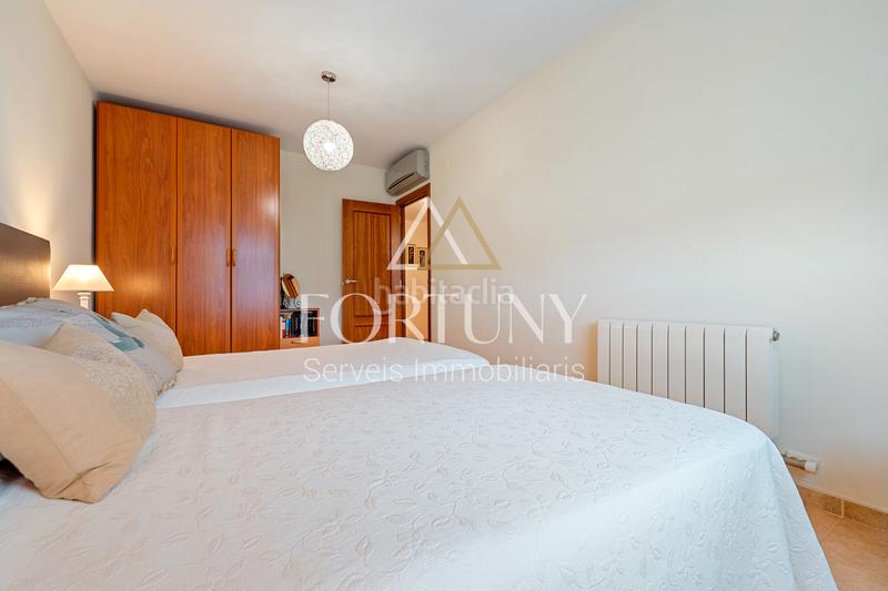 Foto 4fee5b83-64c4-4d25-b4c0-6966b8dd3e8f. Casa adossada amb xemeneia calefacció aparcament a Cambrils