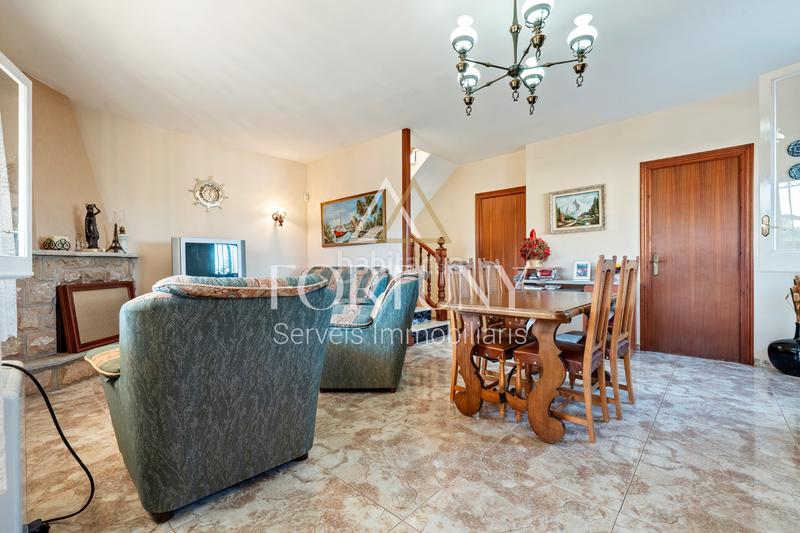 Foto 42c613fb-1aa0-4fa1-8fac-54356876d221. Haus in carrer bruselas 12 in Poble Mont-roig del Camp