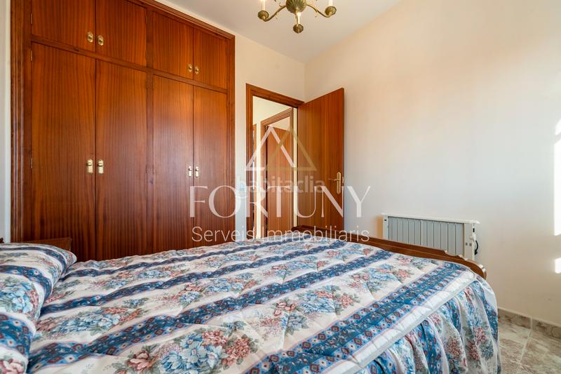 Foto 6298b916-5a94-4dcb-bc31-29b9ffff2573. Haus in carrer bruselas 12 in Poble Mont-roig del Camp