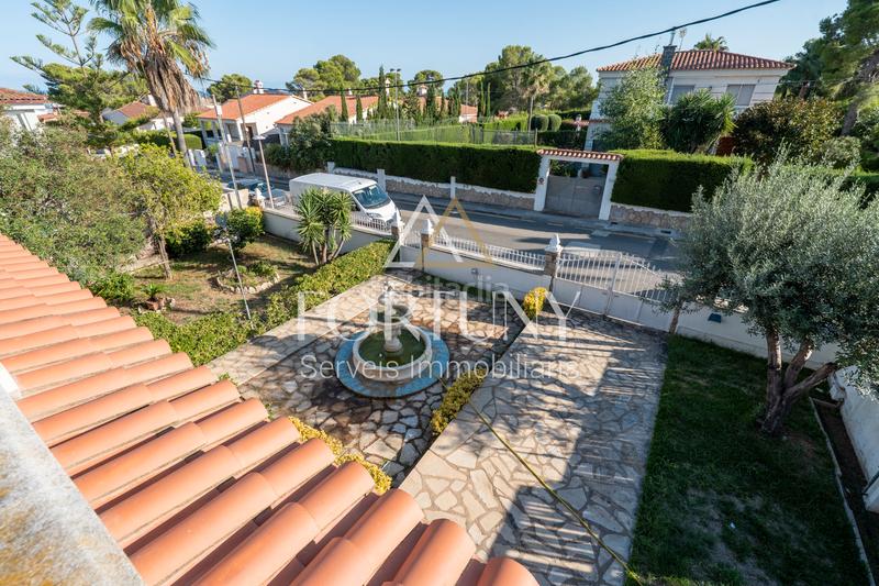 Foto 9a2cfd0f-e81b-4f30-9159-6e4c8b4dd758. Haus in carrer bruselas 12 in Poble Mont-roig del Camp