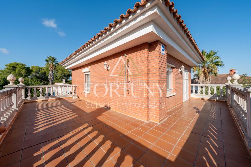 Foto cabc5126-60b4-4864-b701-7cc152e7ed47. Haus in carrer bruselas 12 in Poble Mont-roig del Camp