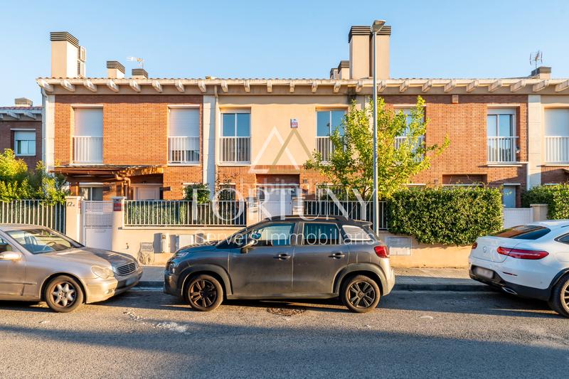 Foto 44c3484d-c30f-4f67-9e95-768472dd1474. Casa adosada elegante adosado en vilafortuny en Els Tallats - Mas Olivé Cambrils