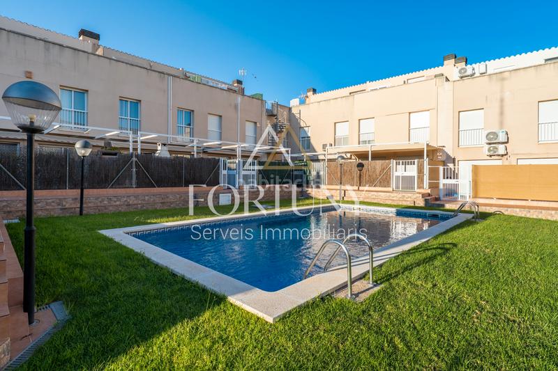 Foto 9cb5b1f2-b374-417a-bda2-ea3926503634. Casa adosada elegante adosado en vilafortuny en Els Tallats - Mas Olivé Cambrils