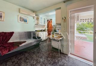 Studio  Carrer de berlín. Estudio en primera línea de mar