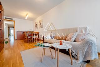 Etagenwohnung  Avinguda de la independència 11. Acogedor piso en el centro de cambrils