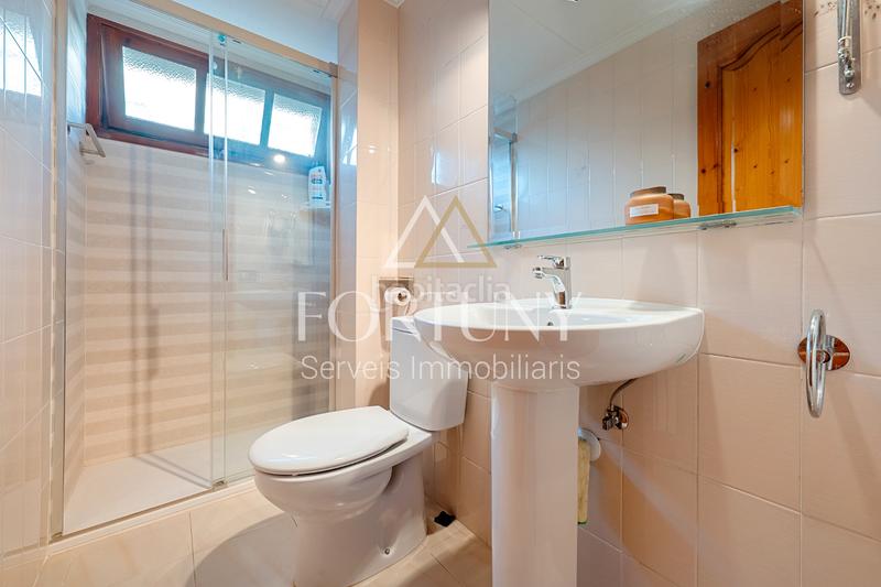 Foto 791fb7cd-38ff-441b-b1ee-394e32a5368a. Chalet with fireplace heating parking pool in Els Tallats - Mas Olivé Cambrils