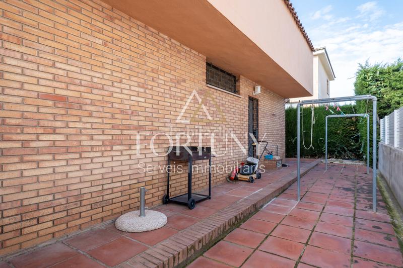 Foto e3186dc8-df87-4e1c-9057-451c313db7ea. Chalet with fireplace heating parking pool in Els Tallats - Mas Olivé Cambrils