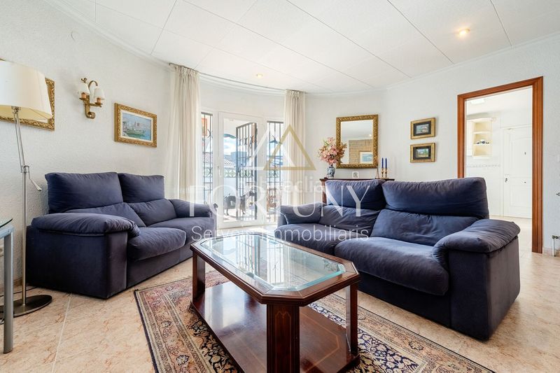 Foto 74cda2c0-70ac-43dd-95c2-10a4a3018ecf. Casa amb aparcament a Regueral - Prat d'en Forés Cambrils