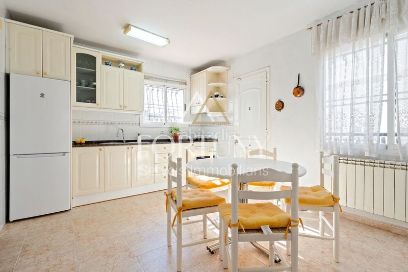 Foto c1ee3cb1-32dc-4ea4-af2d-5809e9b45800. Casa amb aparcament a Regueral - Prat d'en Forés Cambrils