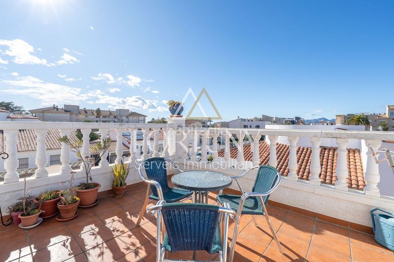 Foto eb0b9488-3c19-4b8e-b45e-d2211ef58184. Casa amb aparcament a Regueral - Prat d'en Forés Cambrils