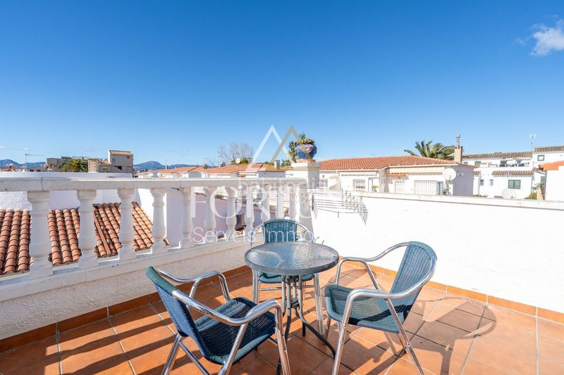 Foto f090df82-832e-4657-bce5-bebe107acb03. Casa amb aparcament a Regueral - Prat d'en Forés Cambrils