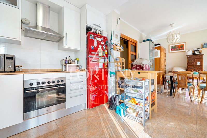 Foto 3942544e-5619-4f64-9f8e-e0f26173d78a. Casa amb aparcament a Centre Miami Platja