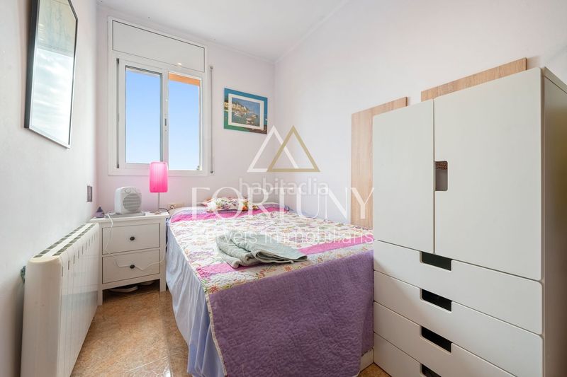 Foto 9f8496ae-5e88-40cc-9154-ed3e6ca403e0. Casa amb aparcament a Centre Miami Platja