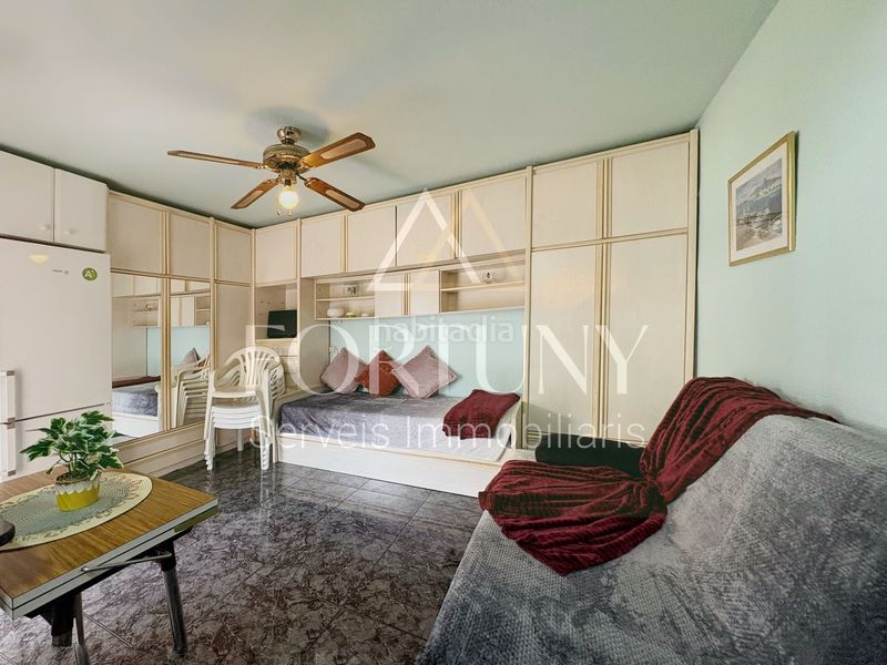 Foto 093078c9-ac3b-4e2b-9976-7bed2279db1b. Estudi a Platja de Llevant Salou