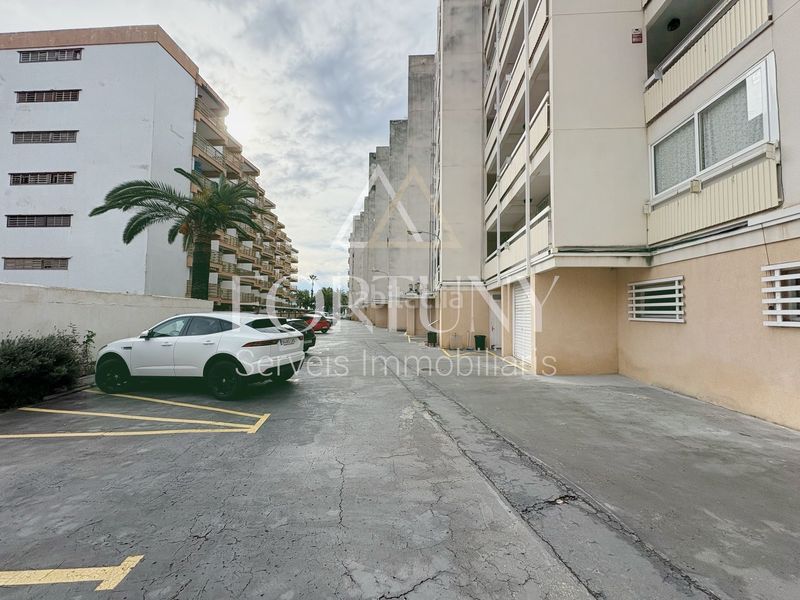 Foto b77eb314-26b8-463a-9eff-584d83ff77ff. Estudi a Platja de Llevant Salou