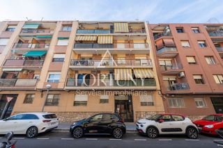 Pis a ANTONI GAUDI 12