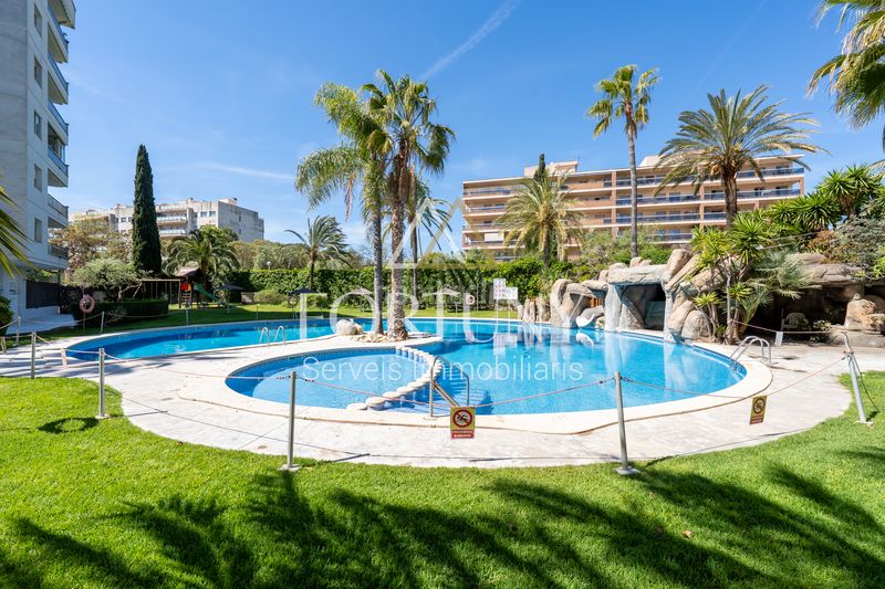Foto c680e956-58f9-4f43-910b-ea7255b86e6d. Pis amb piscina a Barenys Salou