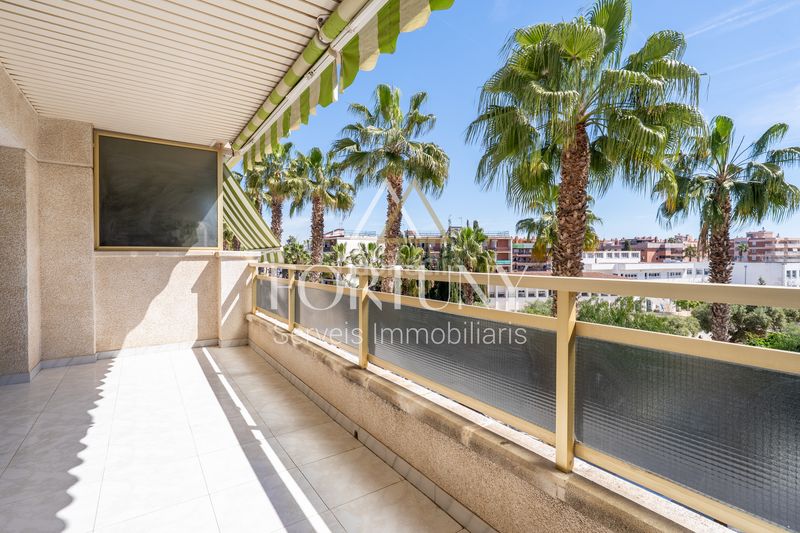 Foto c6a3d398-3efe-49cc-b739-6088e10cce05. Pis amb piscina a Barenys Salou