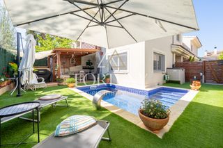 Casa a Pere verges. Casa en venta en cambrils