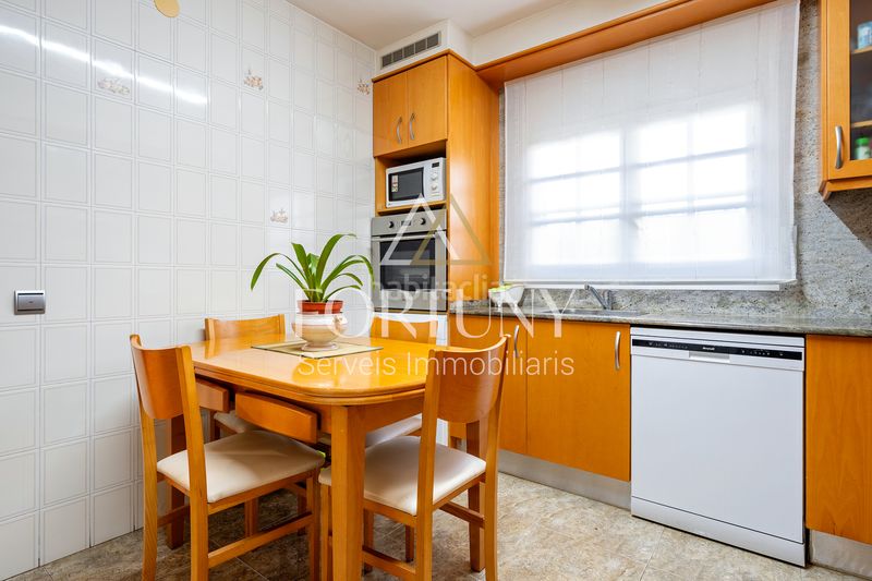 Foto 110222a1-1221-4765-b774-386b724dc016. Casa amb aparcament piscina a Cambrils port Cambrils
