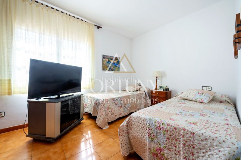 Foto 8d2d8c18-d7bc-44f5-bf29-c4a9fee6b959. Casa amb aparcament piscina a Cambrils port Cambrils