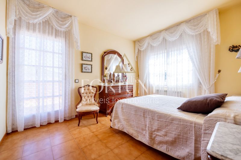 Foto a075d532-8680-4eaa-9d93-424a1e1ace17. Casa amb aparcament piscina a Cambrils port Cambrils