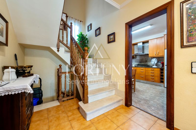 Foto dc5c8dca-c97a-422e-b7db-c5f5fe7e6b25. Casa amb aparcament piscina a Cambrils port Cambrils