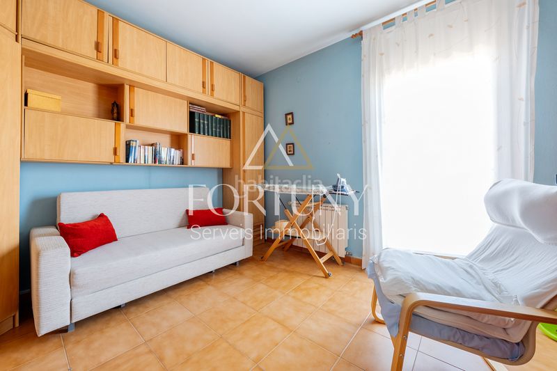 Foto f40701b2-4791-45dd-bb3c-fe09db023b52. Casa amb aparcament piscina a Cambrils port Cambrils