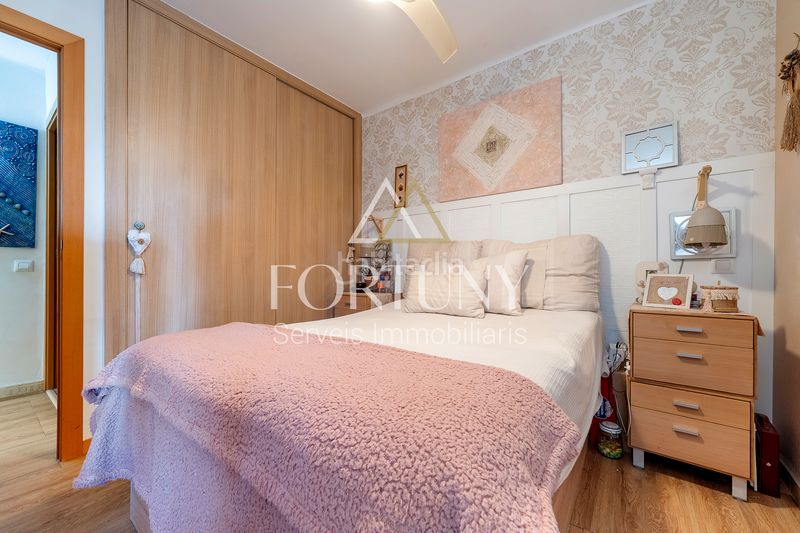 Foto c4fb28a7-cd8b-41af-a067-183a9e15fb0c. Pis a La Pineda Vila-seca