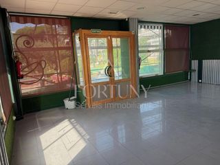 Business premise in Carrer de Santa Maria de Vilafortuny