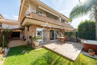 Casa in Carrer d'Artur Martorell