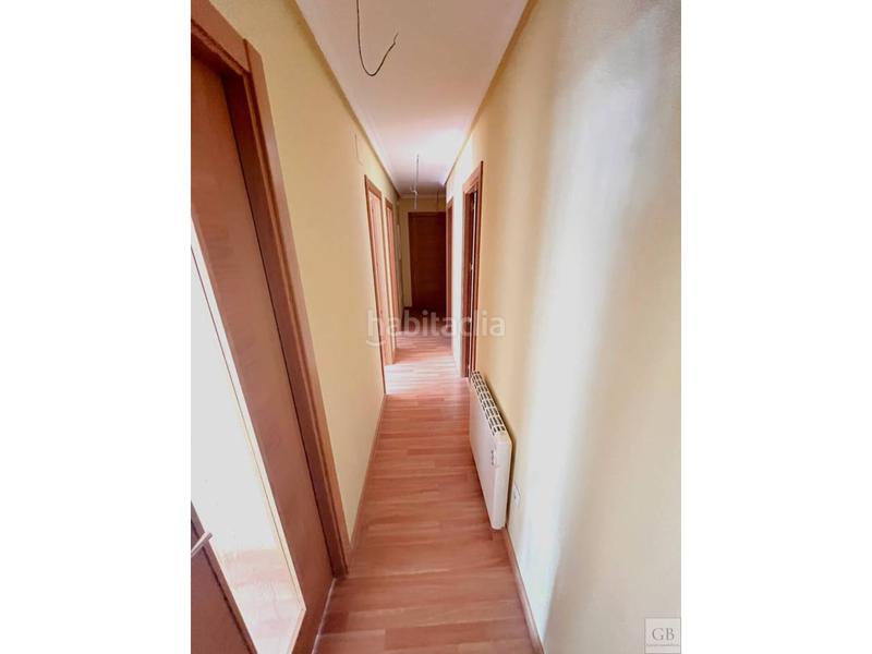Foto 3c171b3f-c1bd-4f6d-a5b4-c25c91b971e4. Piso gb gestión inmobiliaria vende piso en Malagón