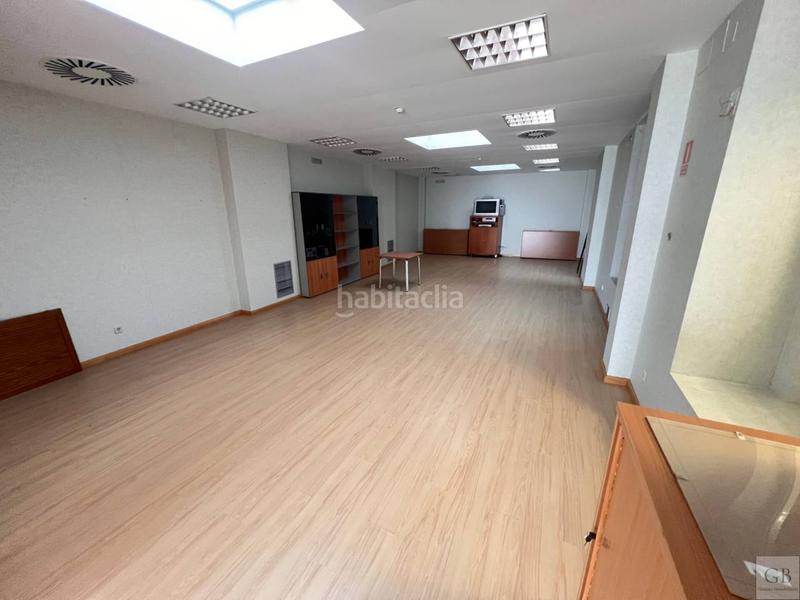 Foto c7b7806b-05ca-475c-83d1-fb2b48884b74. Local commercial dans Consuegra
