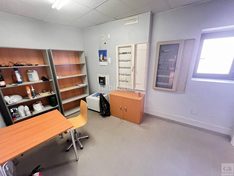 Foto f467e3de-d78c-408a-a070-c5a23e048219. Local commercial dans Consuegra