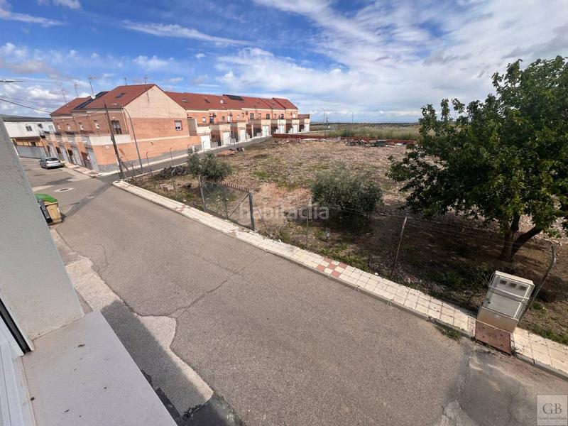 Foto 2efcce5e-f097-4fbd-84cf-fe50f481a80f. Casa adosada gb gestión inmobiliaria vende chalet en Almonacid de Toledo