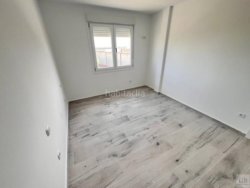 Foto f6db4bbb-d17b-490c-a962-87e57ea973ea. Casa adosada gb gestión inmobiliaria vende chalet en Almonacid de Toledo