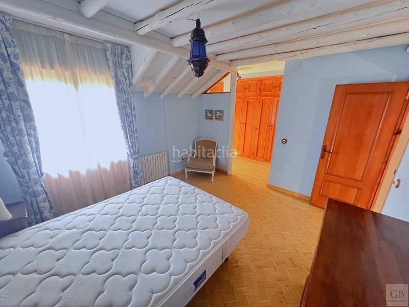 Foto 139ff32b-66b7-40be-a5f1-0f1e26a4a680. Casa adossada amb calefacció aparcament a Los Cigarrales-La Bastida Toledo