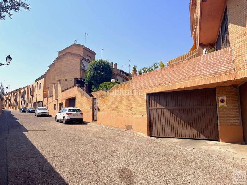 Foto c7dd481d-1df9-4bb2-bcaa-c49fcf54d748. Casa adossada amb calefacció aparcament a Los Cigarrales-La Bastida Toledo