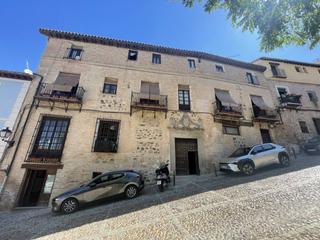 Casa  Santa leocadia. Venta de una casa en toledo capital