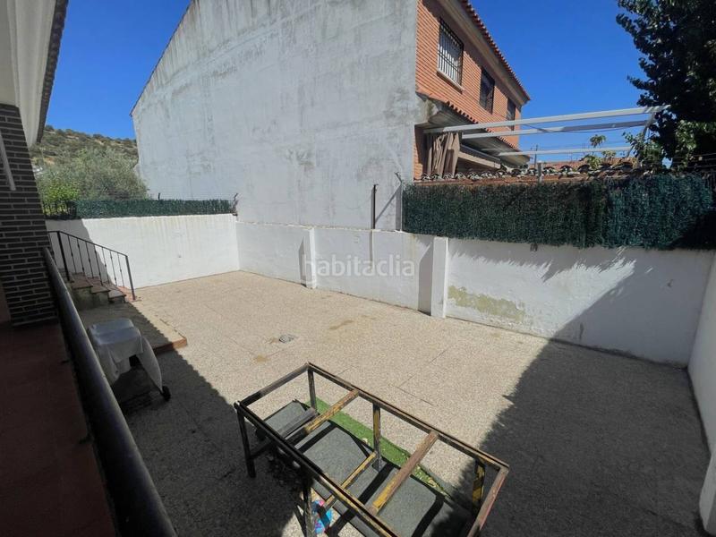 Foto 82c3d427-553b-4540-8cad-154de64cf5a7. Miete haus mit parking in Pepino